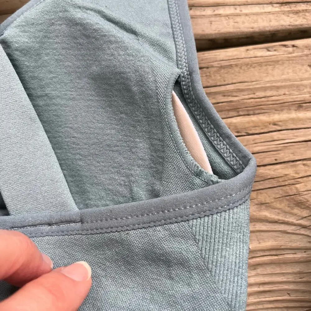 Women's Sports Bras 4 Pack Navy, Blue, Grey Black Size M. NWOT